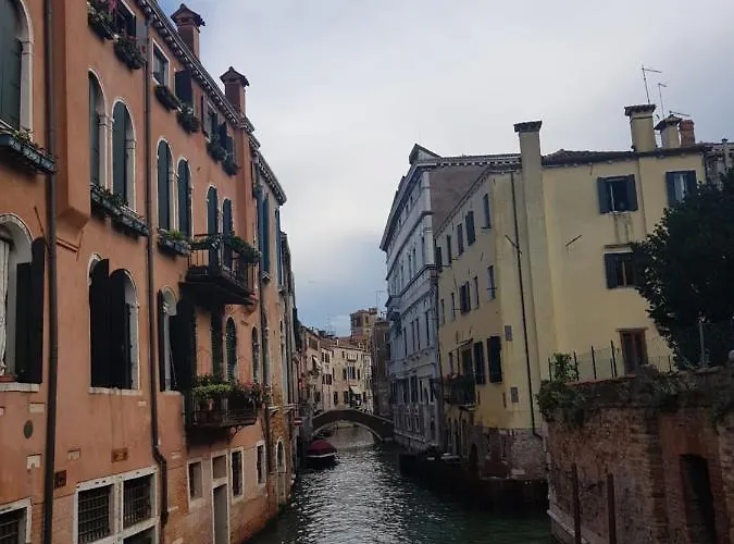 Golden Place Venezia